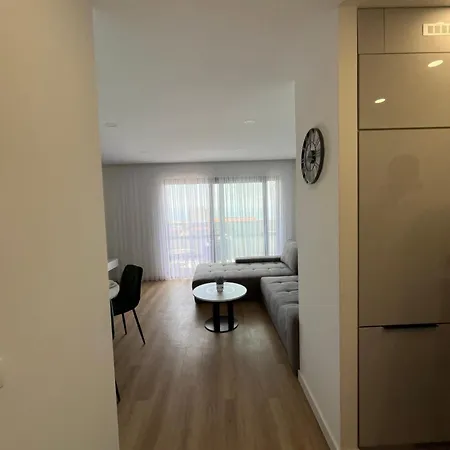 Apartment Ema *